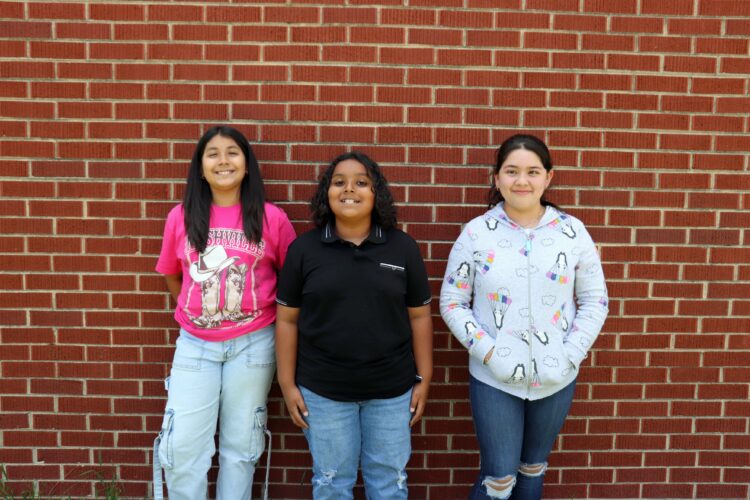 Evelyn Espinoza, Jordan Celaya, Ximena Nunez